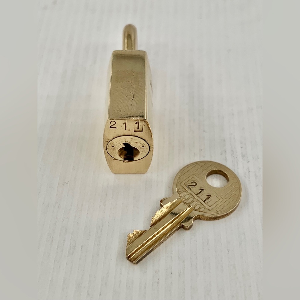 Authentic Vintage VGUC Louis Vuitton LV Lock & Key - #211 - Picture 5 of 5
